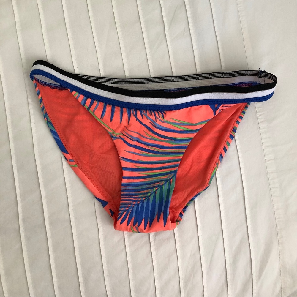 Zara Bikini Bottom Tropical Print SMALL (Never Worn)
